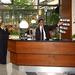 Conti Am Hauptbahnhof Hotel