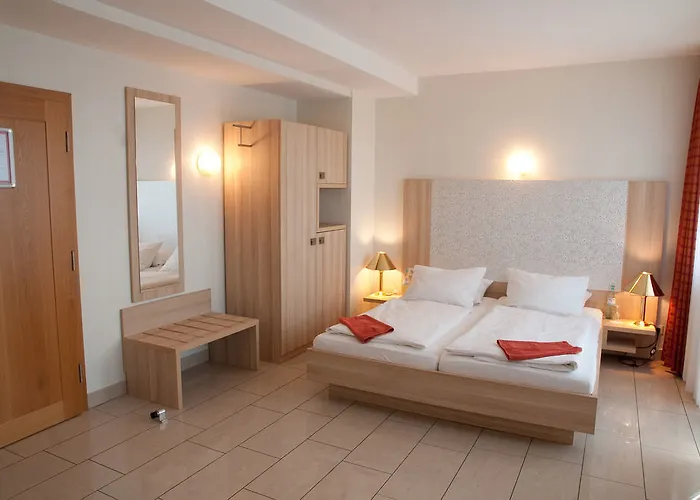 Conti Am Hauptbahnhof Hotel 3*