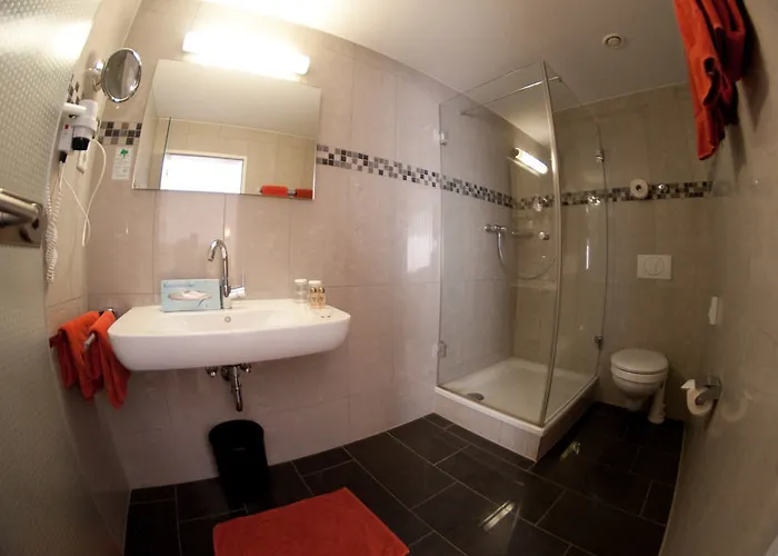 Hotel Conti Am Hauptbahnhof 3*