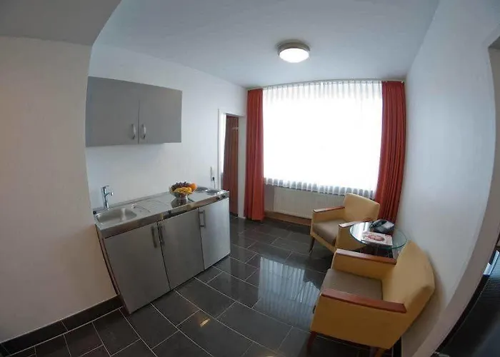 Hotel Conti Am Hauptbahnhof 3*