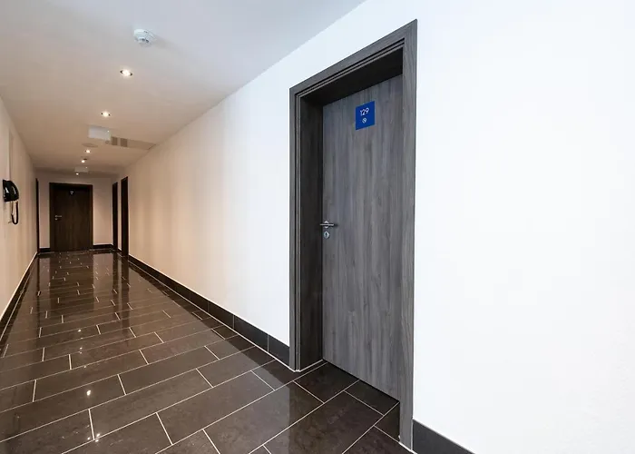 Conti Am Hauptbahnhof